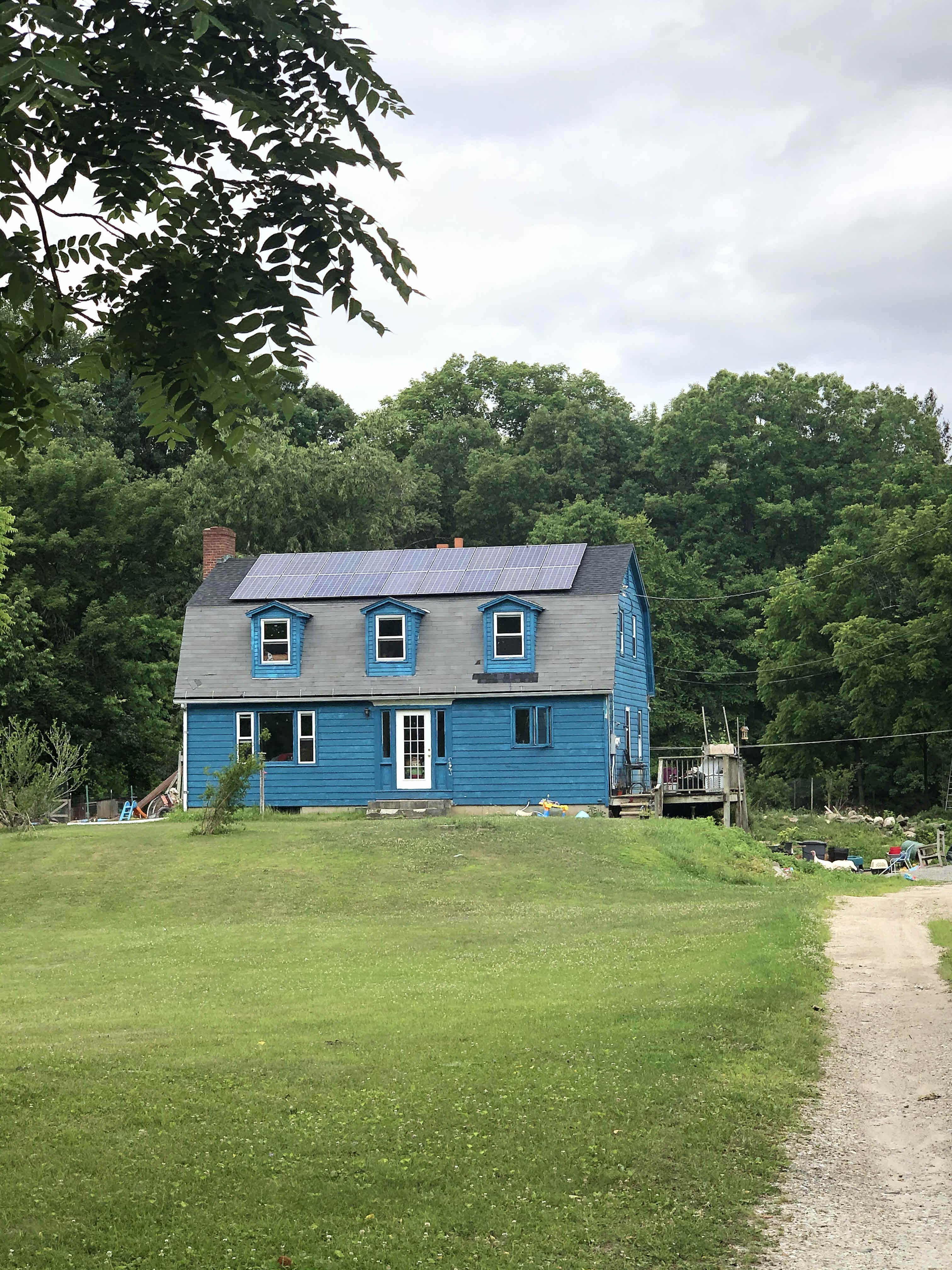 Building photograph for 301 MILLERTON ROAD